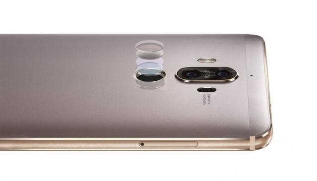 Huawei yeni telefonlarını tanıttı